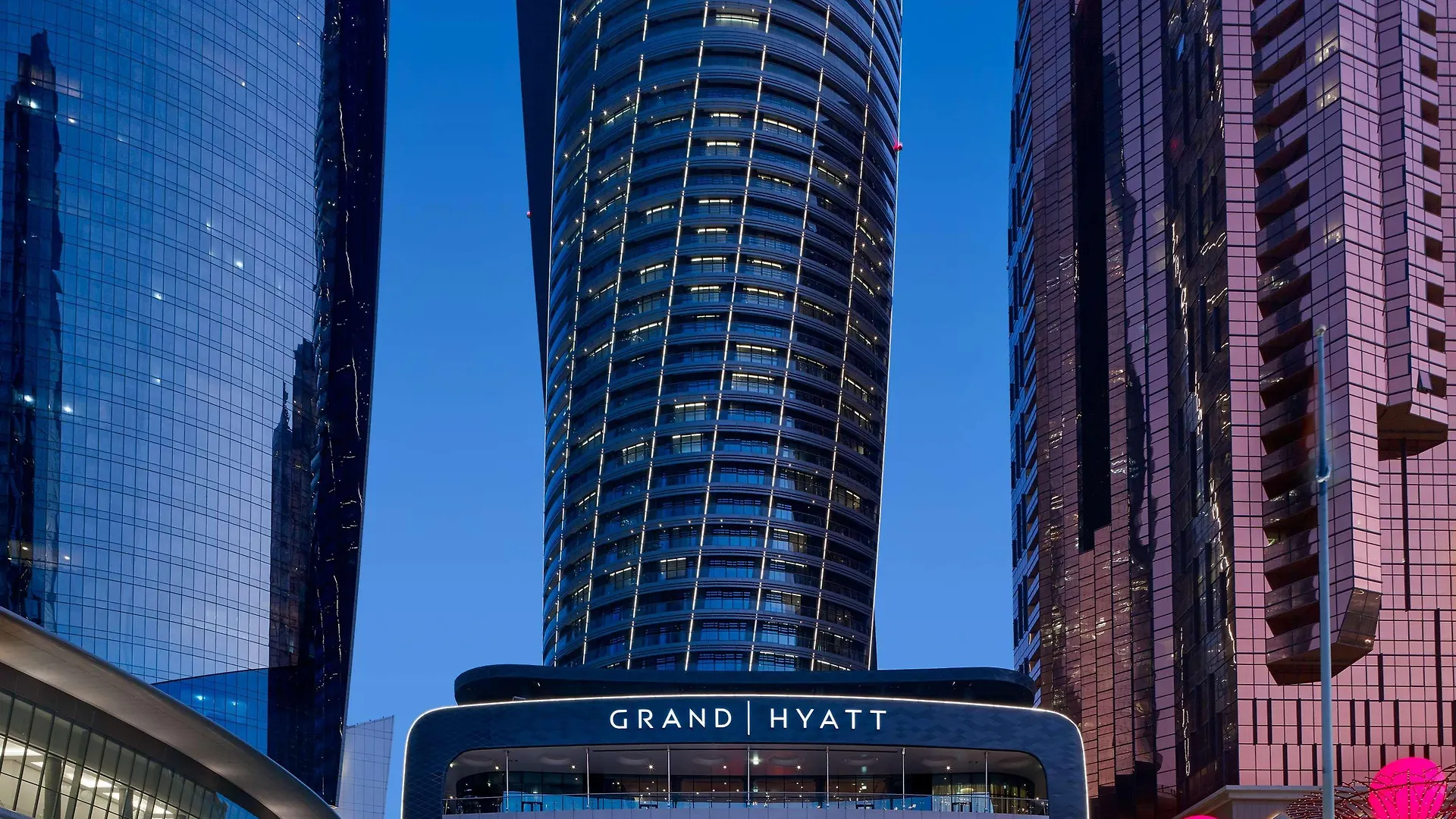 Grand Hyatt Abu Dhabi Hotel & Residences Emirates Pearl 5*,