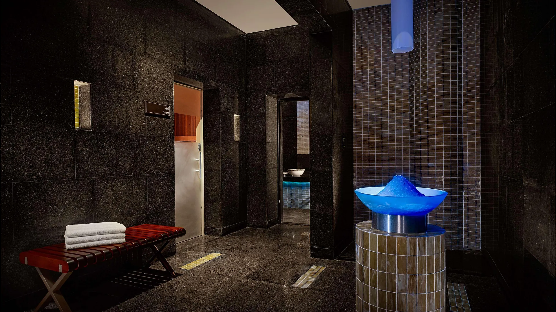 Grand Hyatt Abu Dhabi Hotel & Residences Emirates Pearl 5*,  United Arab Emirates