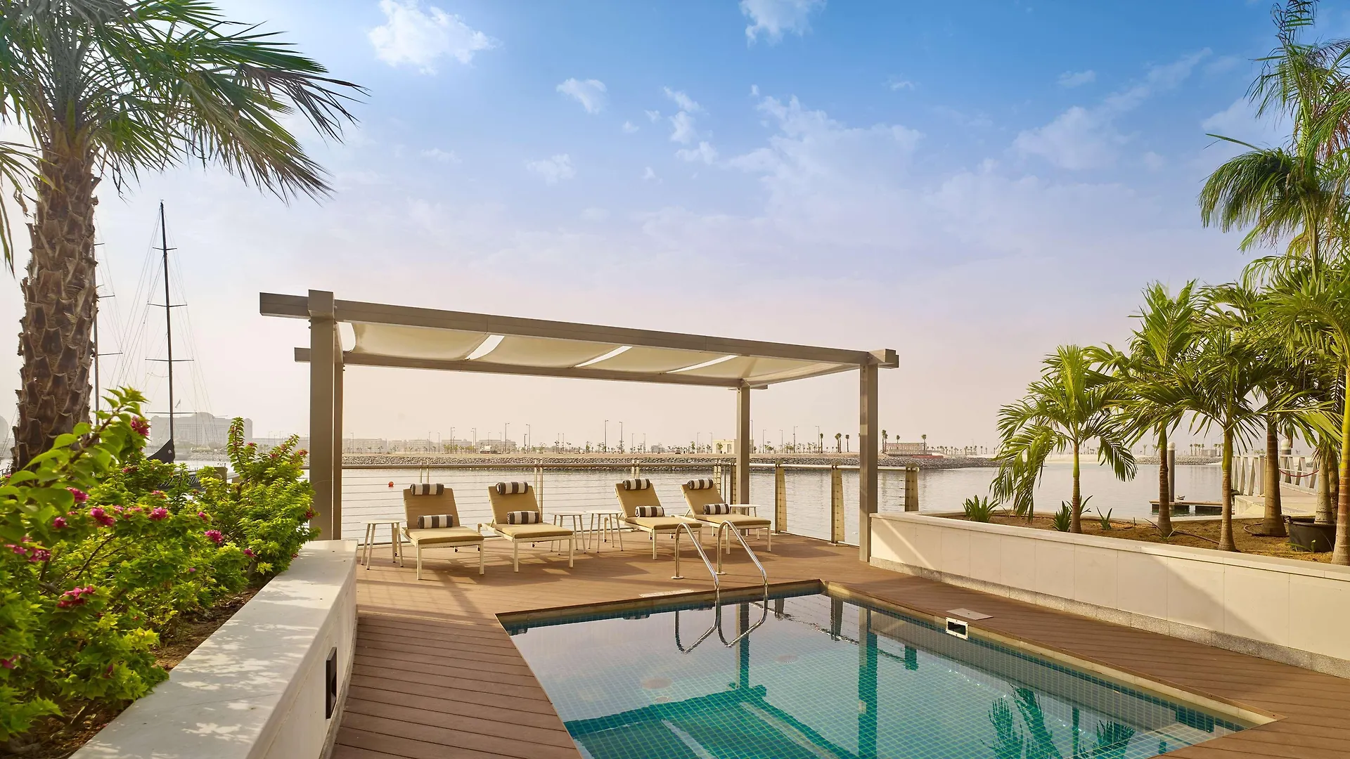 Grand Hyatt Abu Dhabi Hotel & Residences Emirates Pearl Resort