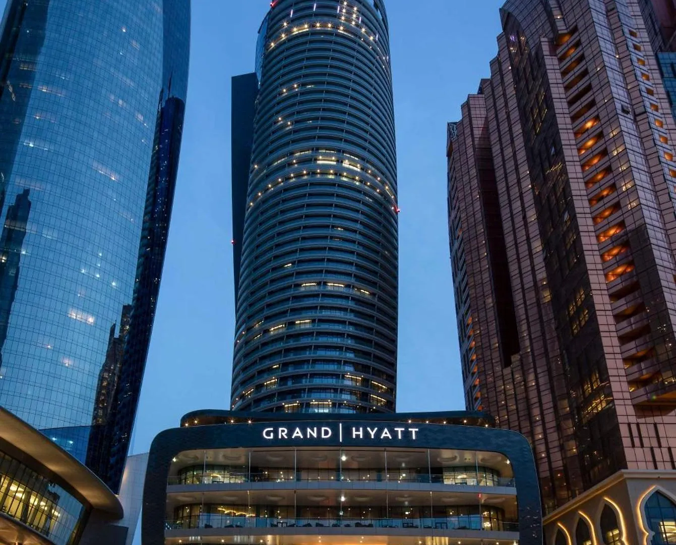 Grand Hyatt Abu Dhabi Hotel & Residences Emirates Pearl 5*,  United Arab Emirates
