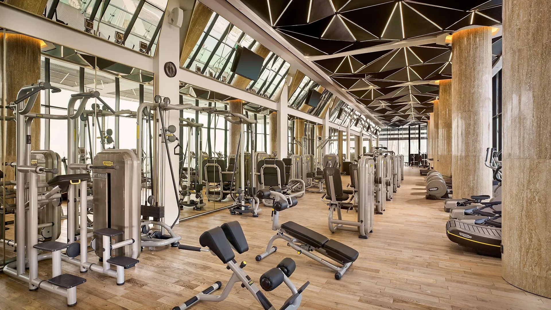 Grand Hyatt Abu Dhabi Hotel & Residences Emirates Pearl אתר נופש